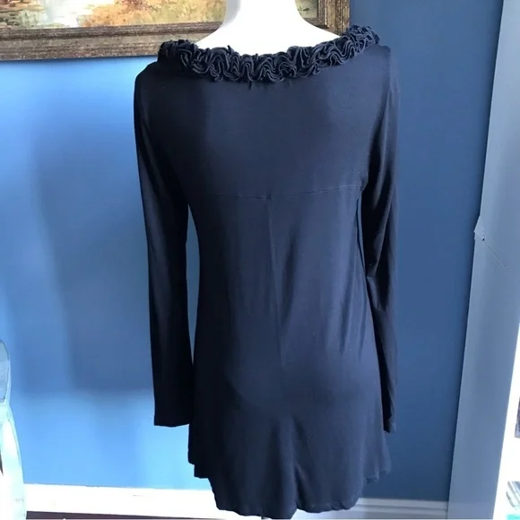 Karen Kane, black mini dress with long sleeves - Picture 2 of 7